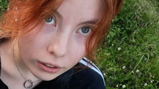 VikkiUnderdue livejasmin