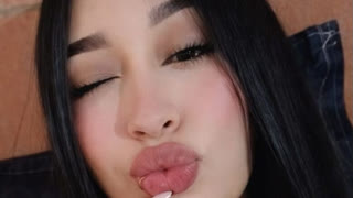 ZaharaWhite livejasmin