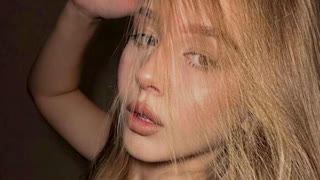 AdaSchanz livejasmin