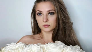 AdellaRoss livejasmin