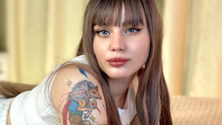 AnnieLeons livejasmin