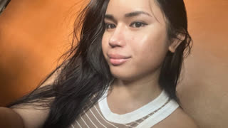 IssaConsani livejasmin