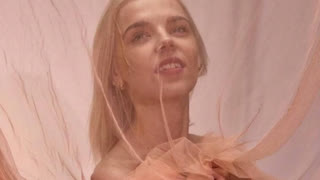 LisetteSamrov livejasmin