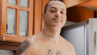 MaximoHal livejasmin