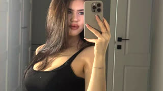 MellyBerry livejasmin
