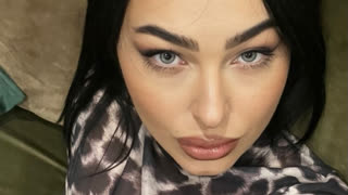 MonikaFeet livejasmin