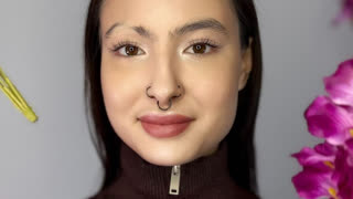 NicolaSender livejasmin