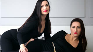 NinaAndNella livejasmin