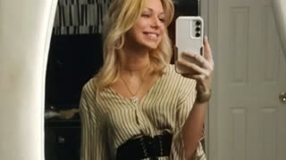 SuzySweetSteps livejasmin