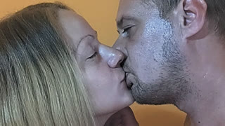 VickyyMike livejasmin