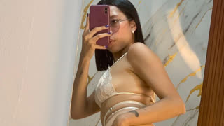 VioletaMonrooe livejasmin