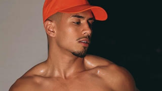 AaronRossie livejasmin
