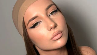 EmelyHurry livejasmin