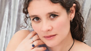 LiiaCrowns livejasmin