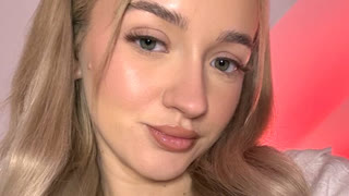 MiaChiara livejasmin