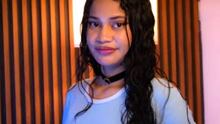 AnnyRey livejasmin