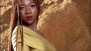 EbonyNellie livejasmin
