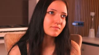EmilieShaper livejasmin