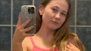 GlossyMonica livejasmin