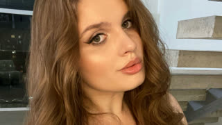 KuvaldaNadin livejasmin