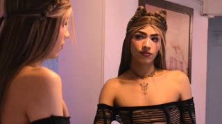 MiaHaward livejasmin