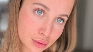 MickyBlush livejasmin