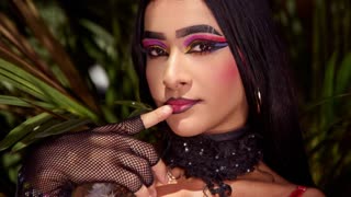 SiennaDelacroix livejasmin