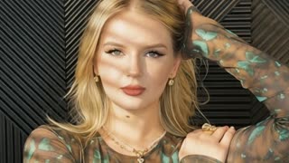 MiaLloydy livejasmin